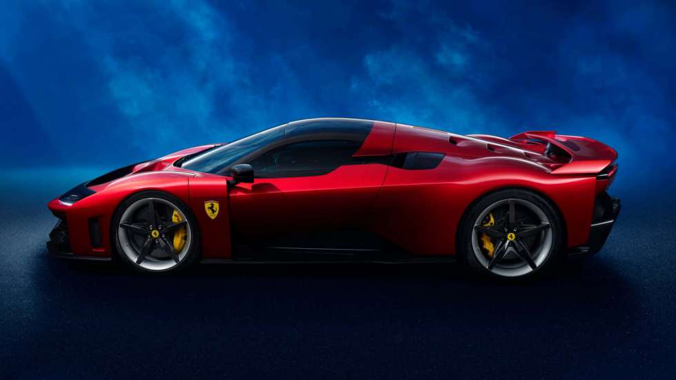 Ferrari F80: Η νέα υβριδική ναυαρχίδα των Ιταλών έφτασε με 1.200 άλογα